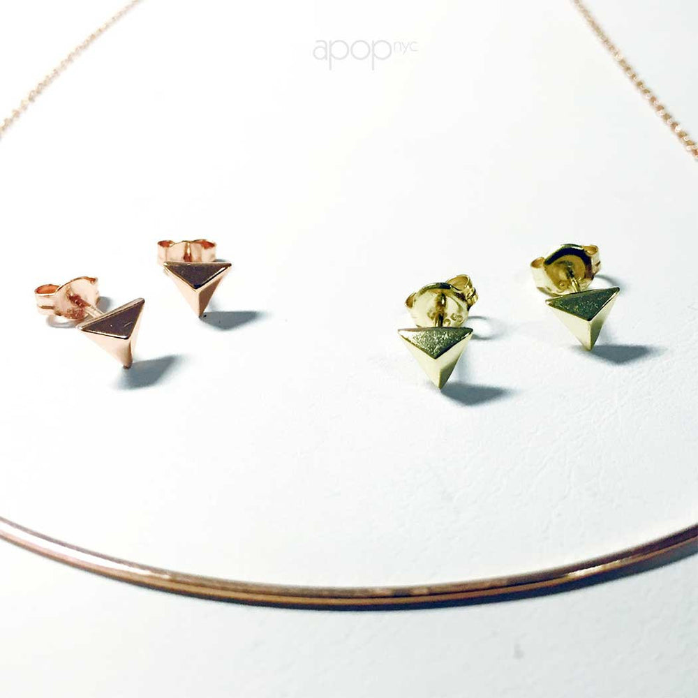 Mini Rosy Pyramid Stud Earrings