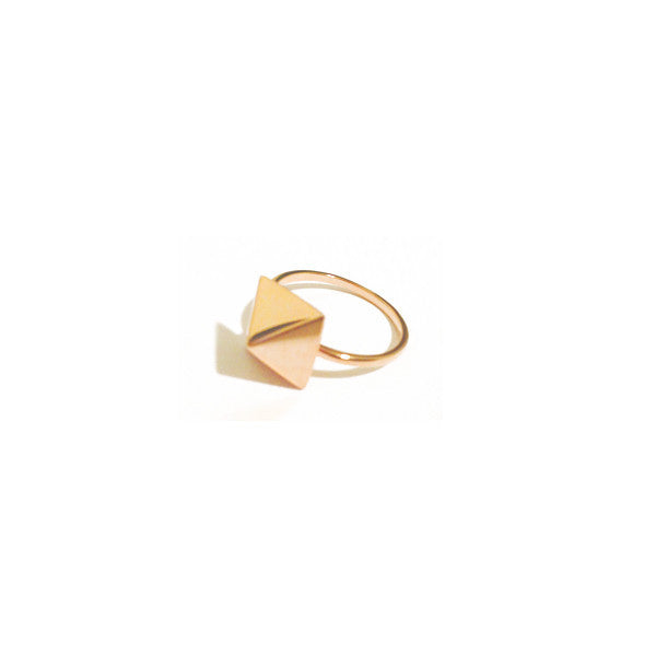Rosy Pyramid Square Stud Ring